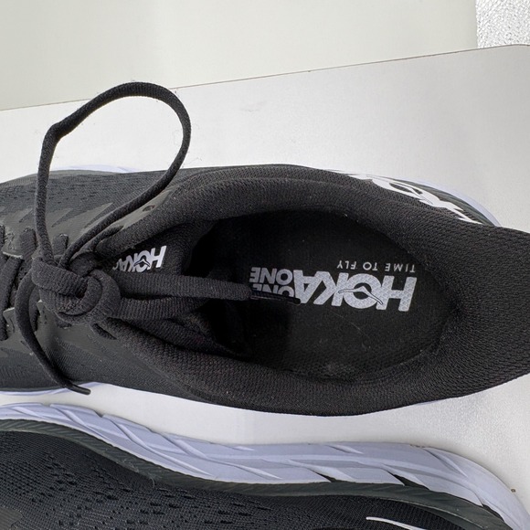 Hoka One One Clifton 7 Wide Mens Road Running Shoes Black White 1110534 11 2E - Picture 7 of 11